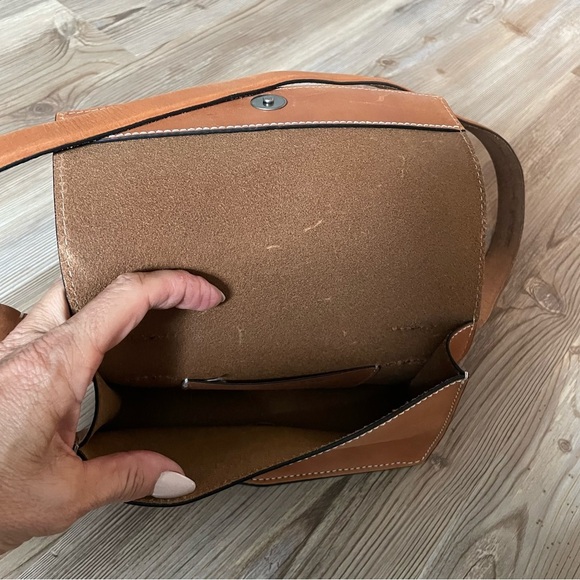 Calvin Klein Contrast Stitch Crossbody bag Light Brown 8 X 4.5” Leather NWOT - Picture 9 of 11